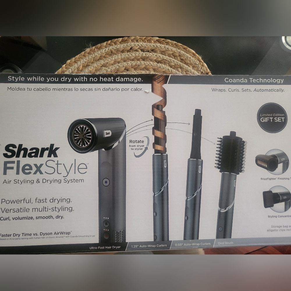 Shark Flex Style